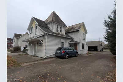 212 7th Street NW, New Philadelphia, OH 44663 - Photo 3