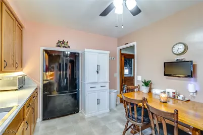 708 29th Street NE, Canton, OH 44714 - Photo 7