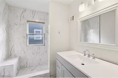 605 W Warren Avenue, Youngstown, OH 44511 - Photo 27