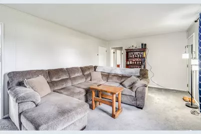 415 Ambler Drive, Elyria, OH 44035 - Photo 9