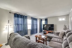 415 Ambler Dr, Elyria, OH 44035 - Photo 7