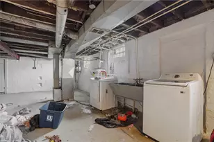 1017 Broadway St, Masury, OH 44438 - Photo 25