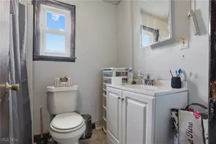 1017 Broadway St, Masury, OH 44438 - Photo 11