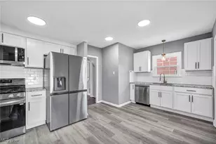 16809 Scottsdale Blvd, Huber Heights, OH 44120 - Photo 9