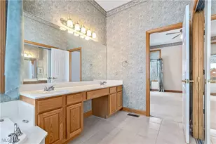 5131 Bayside Lake Blvd, Stow, OH 44224 - Photo 15