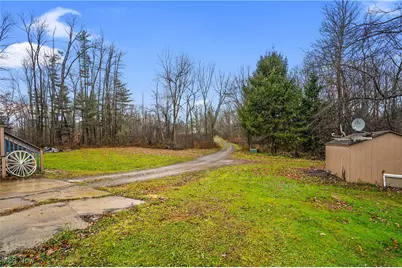 10018 Nichols Road, Windham, OH 44288 - Photo 27