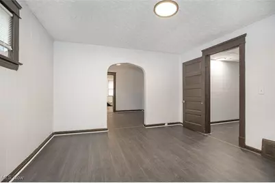 2912 E 102nd Street, Loveland, OH 44104 - Photo 3