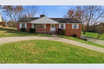 5300 Aster Avenue NE, Canton, OH 44705 - Photo 1