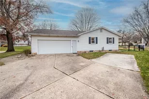 3450 Crown Point St NW, Massillon, OH 44646 - Photo 13