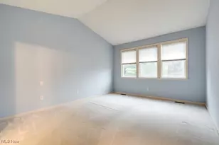 9861 Country Club Cir, Twinsburg, OH 44087 - Photo 13