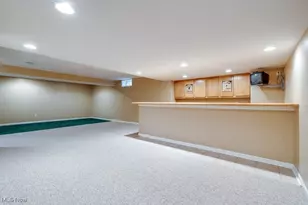 9861 Country Club Cir, Twinsburg, OH 44087 - Photo 23