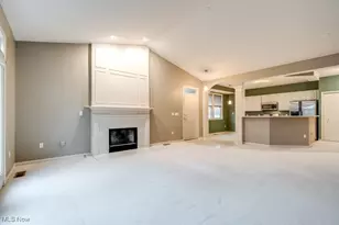 9861 Country Club Cir, Twinsburg, OH 44087 - Photo 7