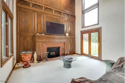 4700 Barnsleigh Drive, Akron, OH 44333 - Photo 13