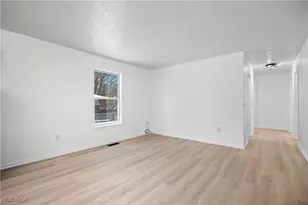 127 Parmely Ave, Elyria, OH 44035 - Photo 9