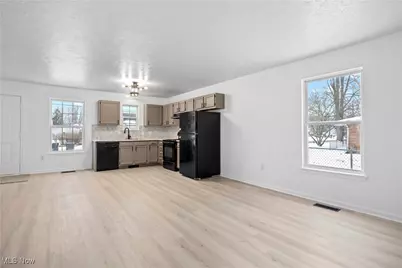 127 Parmely Avenue, Elyria, OH 44035 - Photo 11