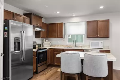 133 W Spring Drive, Elyria, OH 44035 - Photo 17