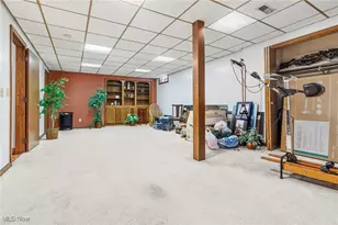 2111 Prestwick Dr, Uniontown, OH 44685 - Photo 33