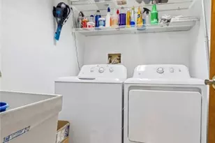 2111 Prestwick Dr, Uniontown, OH 44685 - Photo 25