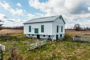 1520 Bedford Rd, Lowellville, OH 44436 - Photo 11