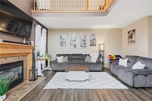 4212 Devonshire Ct, Akron, OH 44321 - Photo 25