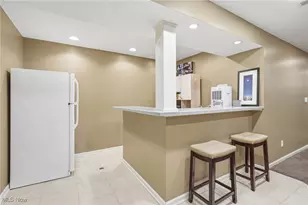 4212 Devonshire Ct, Akron, OH 44321 - Photo 43