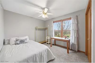 4212 Devonshire Court, Akron, OH 44321 - Photo 33