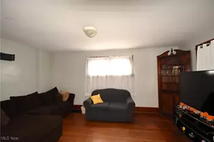 21 Katherine St, Struthers, OH 44471 - Photo 9