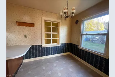 2939 Joseph Place NW, Canton, OH 44708 - Photo 7