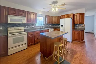 175 Wall St, Weirton, WV 26062 - Photo 5