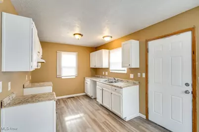 662 E 125th Street, Loveland, OH 44108 - Photo 13