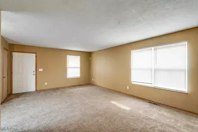 662 E 125th Street, Loveland, OH 44108 - Photo 11