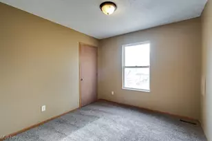 662 E 125th St, Loveland, OH 44108 - Photo 21