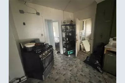 12313 Rexford Avenue, Loveland, OH 44105 - Photo 9