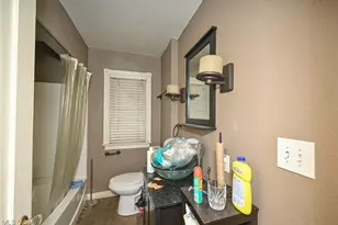 639 Chester Ave, Akron, OH 44314 - Photo 13