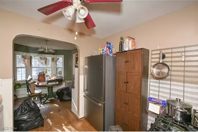 639 Chester Avenue, Akron, OH 44314 - Photo 19