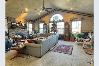 6041 Township Road 310, Millersburg, OH 44654 - Photo 11