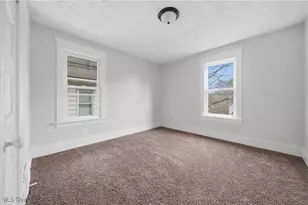 606 Brown St, Akron, OH 44311 - Photo 15