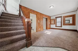 606 Brown St, Akron, OH 44311 - Photo 3