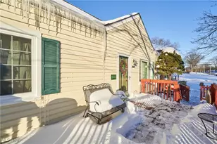 1819 Grant Ave, Cuyahoga Falls, OH 44223 - Photo 1