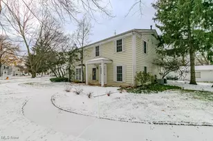 7282 Trotter Ln, Mentor, OH 44060 - Photo 3