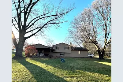 7606 Woodcrest Avenue NE, Canton, OH 44721 - Photo 5