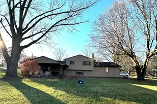 7606 Woodcrest Ave NE, Canton, OH 44721 - Photo 5