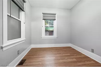 710 N Freedom Avenue, Alliance, OH 44601 - Photo 13