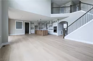 32584 Royal Troon Dr, Avon Lake, OH 44012 - Photo 11