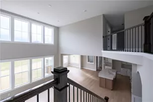 32584 Royal Troon Dr, Avon Lake, OH 44012 - Photo 17