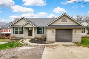 622 Elm St, Millersburg, OH 44654 - Photo 3