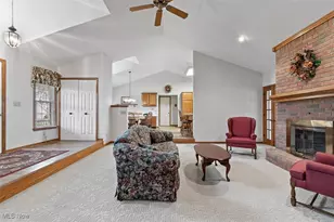 6817 Thicket St NW, Canton, OH 44708 - Photo 11