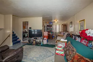 24910 Ridgeline Dr, Huber Heights, OH 44146 - Photo 5