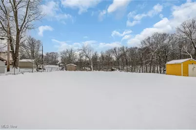 24910 Ridgeline Drive, Huber Heights, OH 44146 - Photo 23