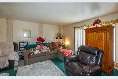 24910 Ridgeline Drive, Huber Heights, OH 44146 - Photo 3